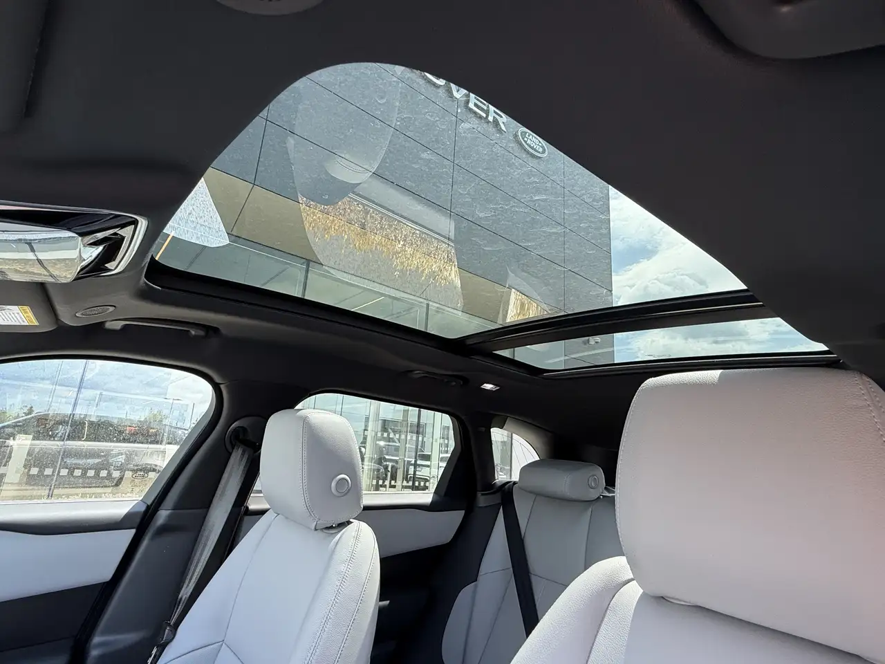 Land Rover Range Rover Velar снимка Land Rover Range Rover Velar