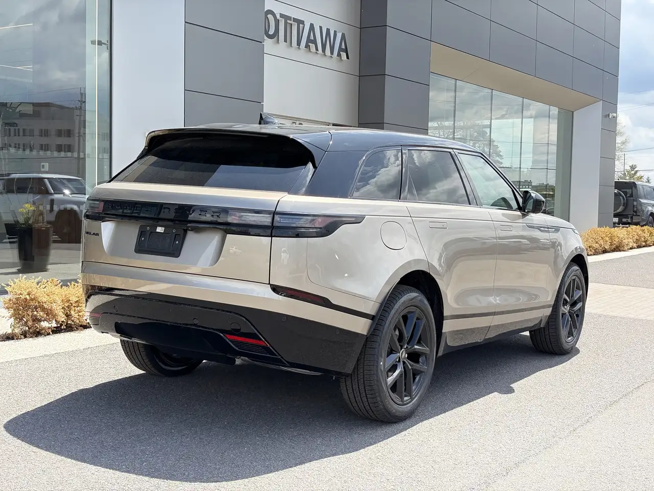 Land Rover Range Rover Velar снимка Land Rover Range Rover Velar
