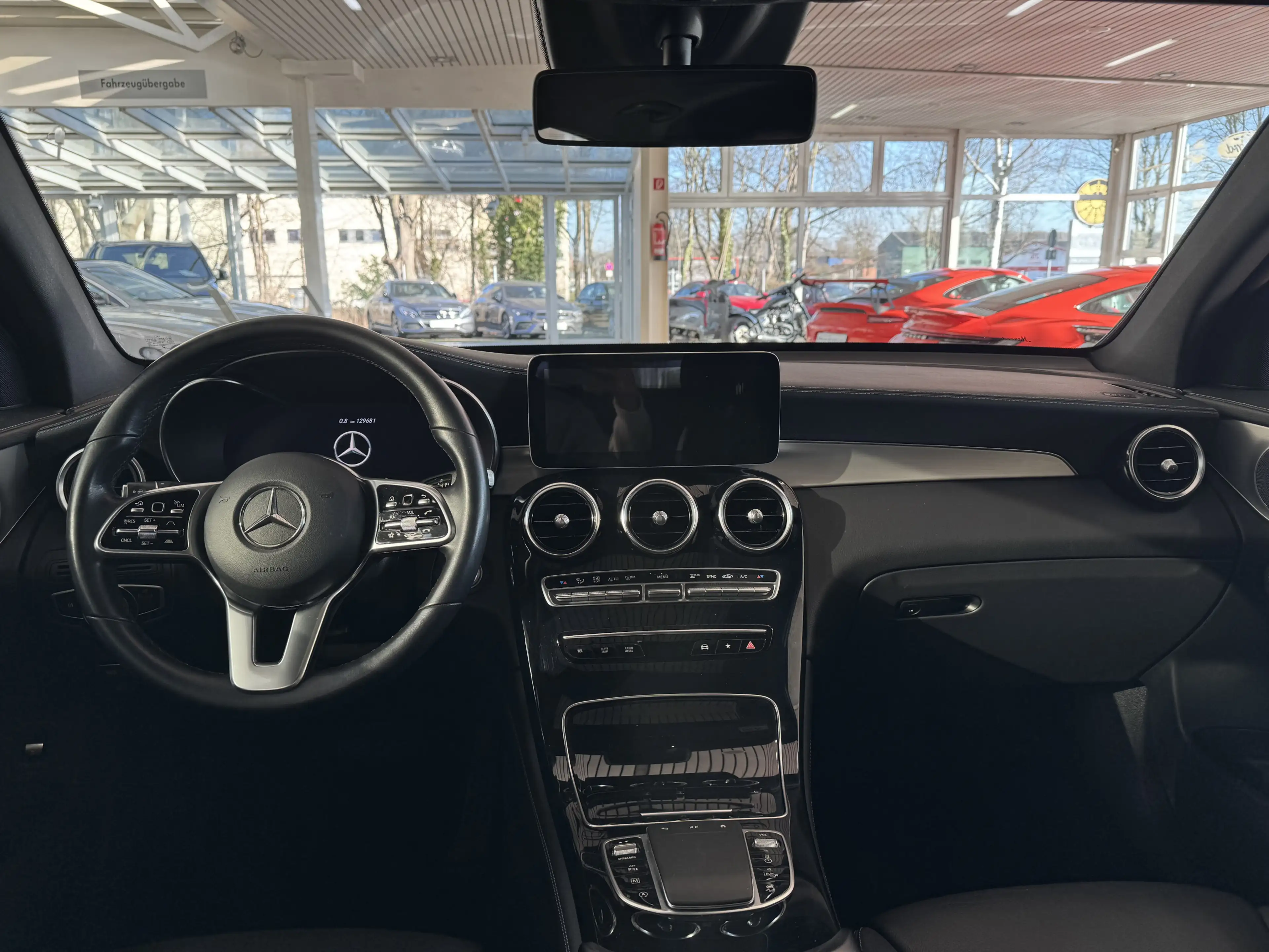 Mercedes-Benz GLC 300 d 4M AMG-LiNE*ESSD*KAMERA*KEY GO*LED*360 — photo 9