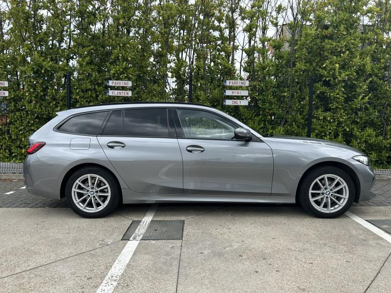 BMW 318 Touring — photo 15