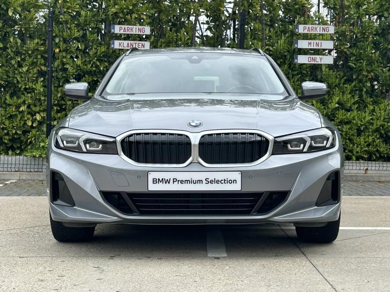 BMW 318 Touring — photo 2