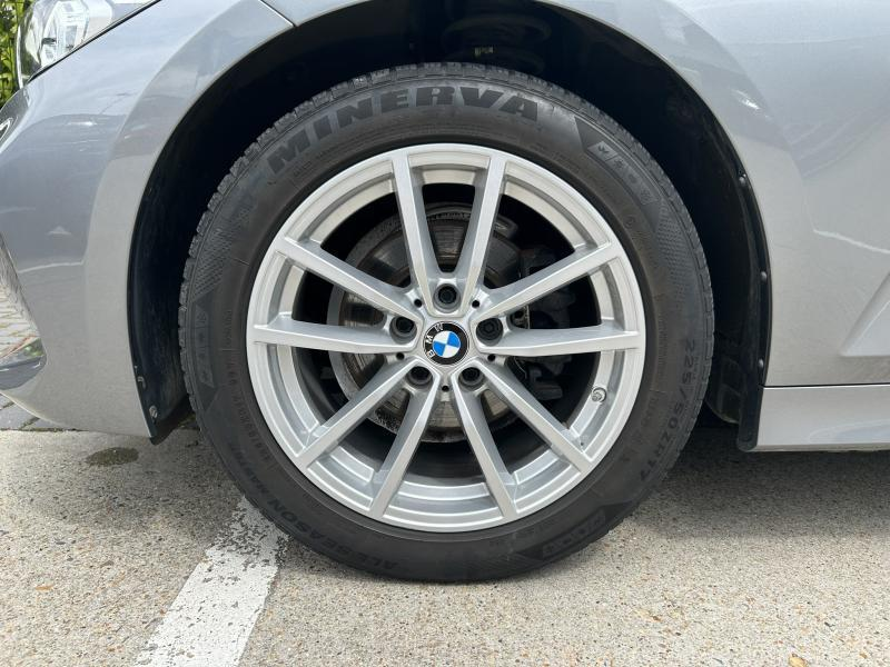 BMW 318 Touring — photo 8