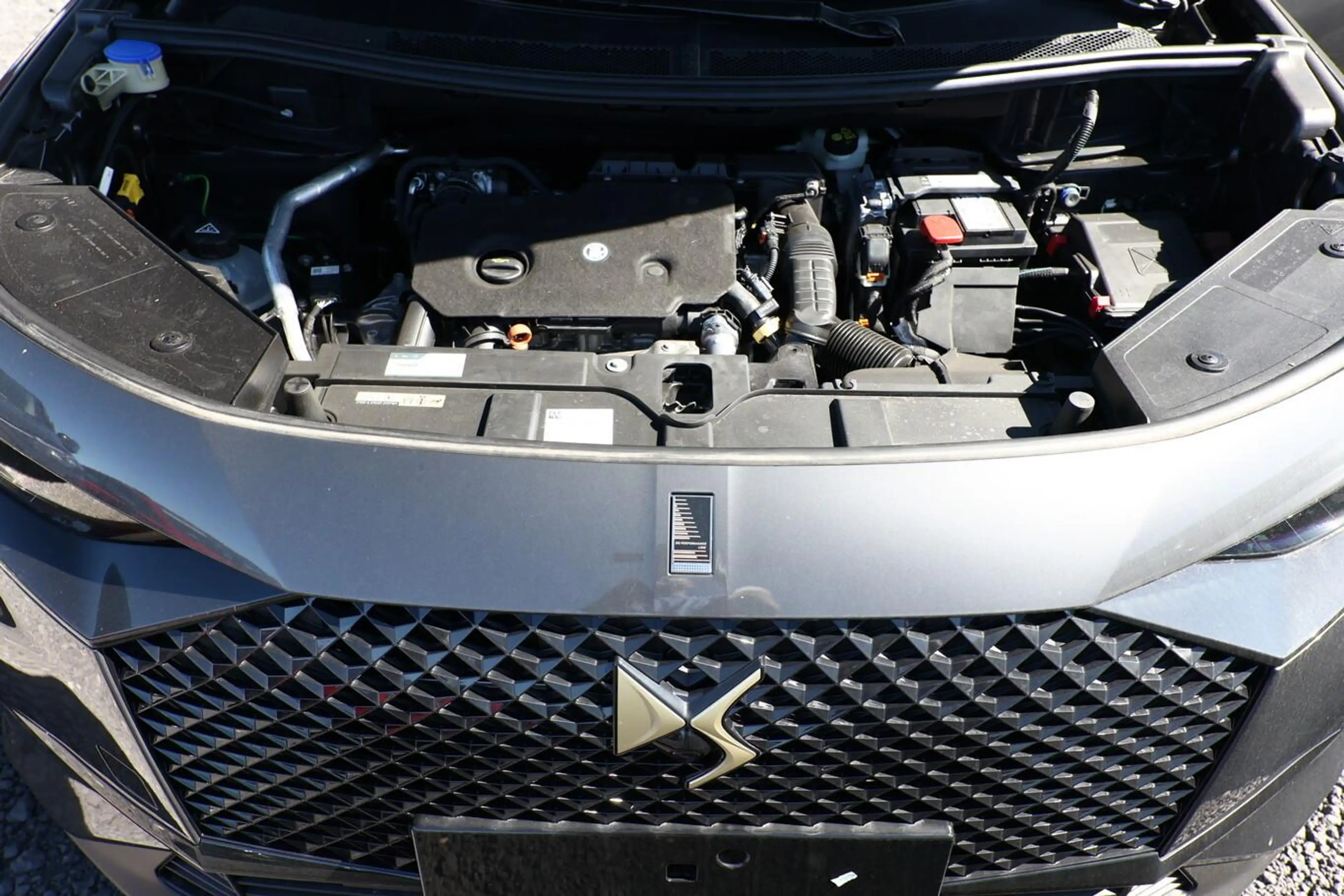 DS Automobiles DS 7 Performance Line DS7 eHK 360° ACC eSitze SHZ Na... — photo 12