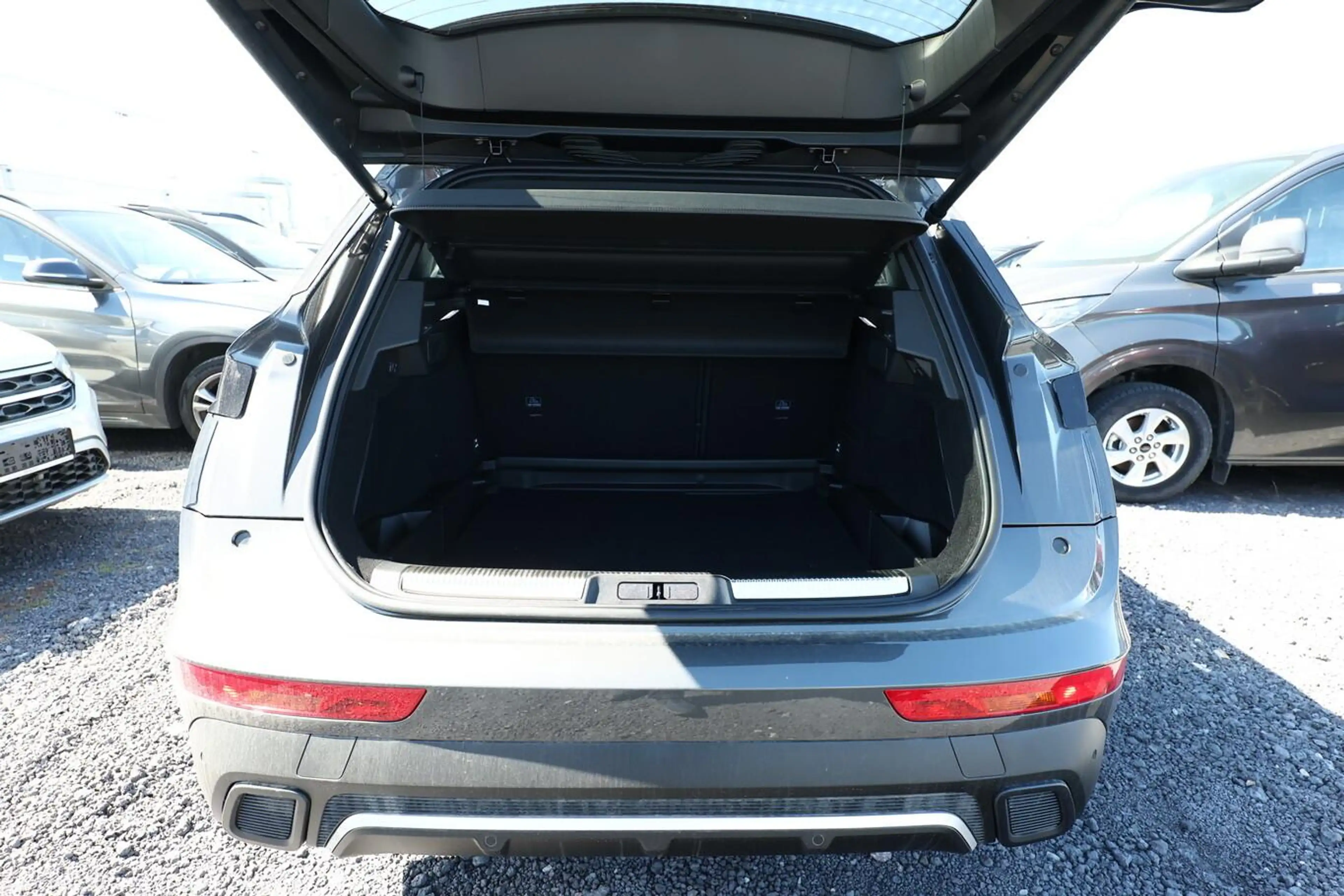 DS Automobiles DS 7 Performance Line DS7 eHK 360° ACC eSitze SHZ Na... — photo 11