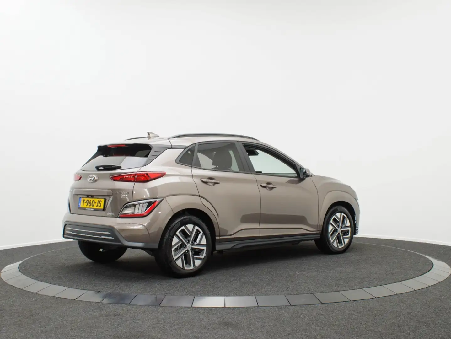 Hyundai KONA EV Fashion 64 kWh | DEMO | Private lease 569 p.m. Bruin - 2