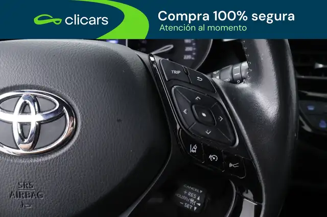 Toyota C-HR view 21
