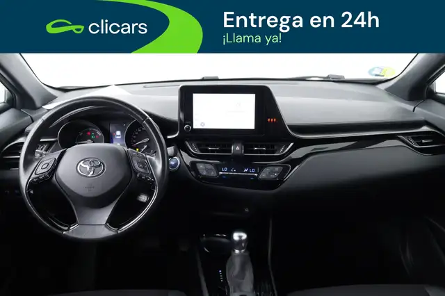 Toyota C-HR view 13