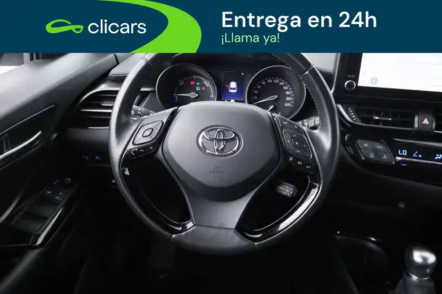 Toyota C-HR view 19