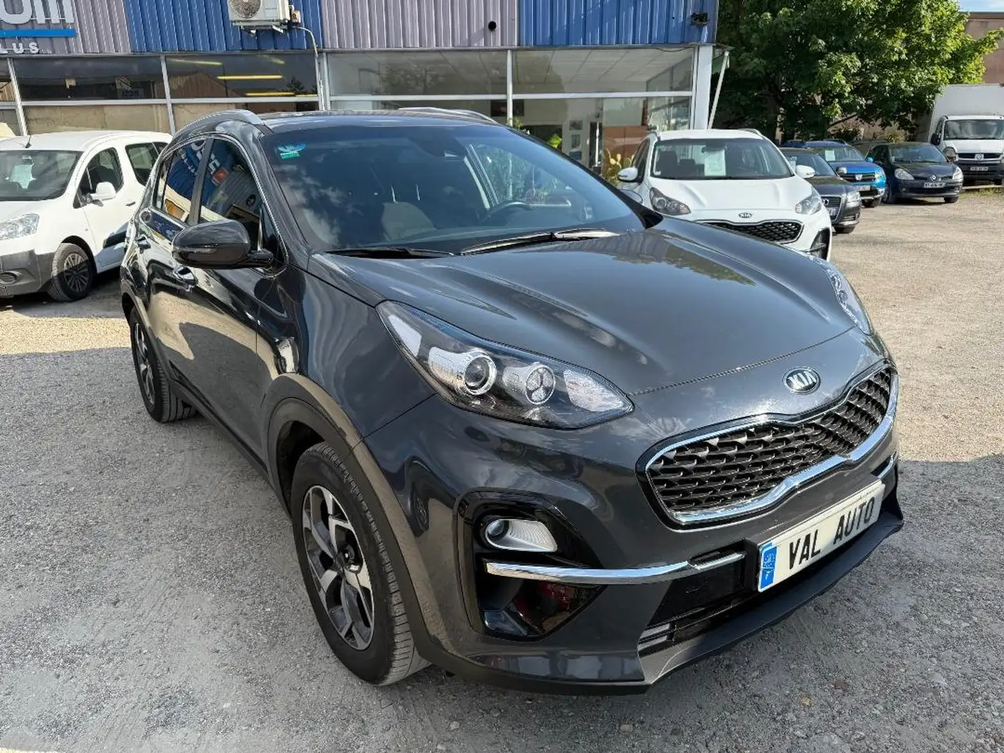 Kia Sportage Sportage 1.6 CRDi 115 ISG 4x2 BVM6 Design Grau - 1