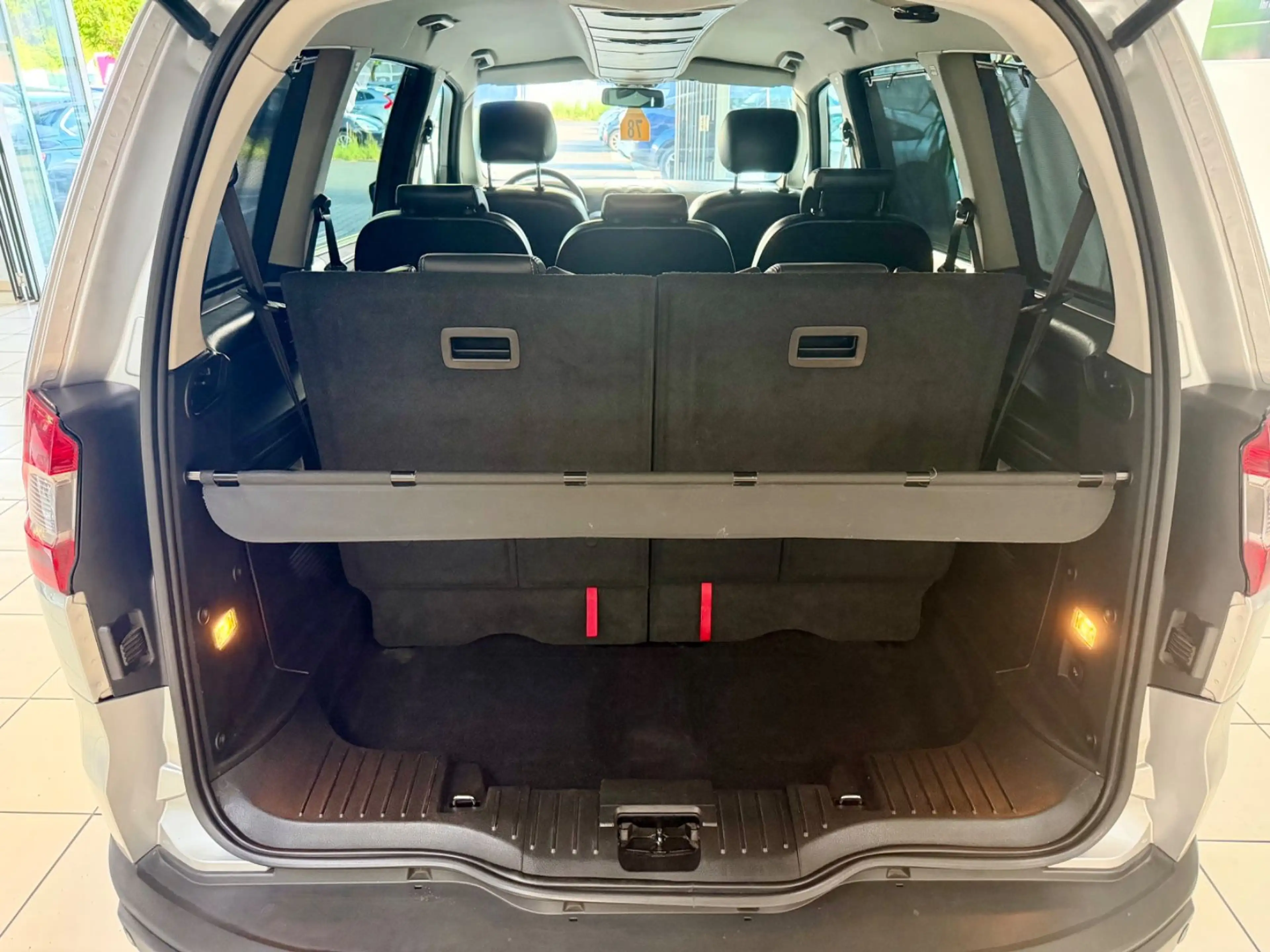 Ford Galaxy 2,0 Titanium Automatik/Leder/Navi/AHK/Alu — photo 9
