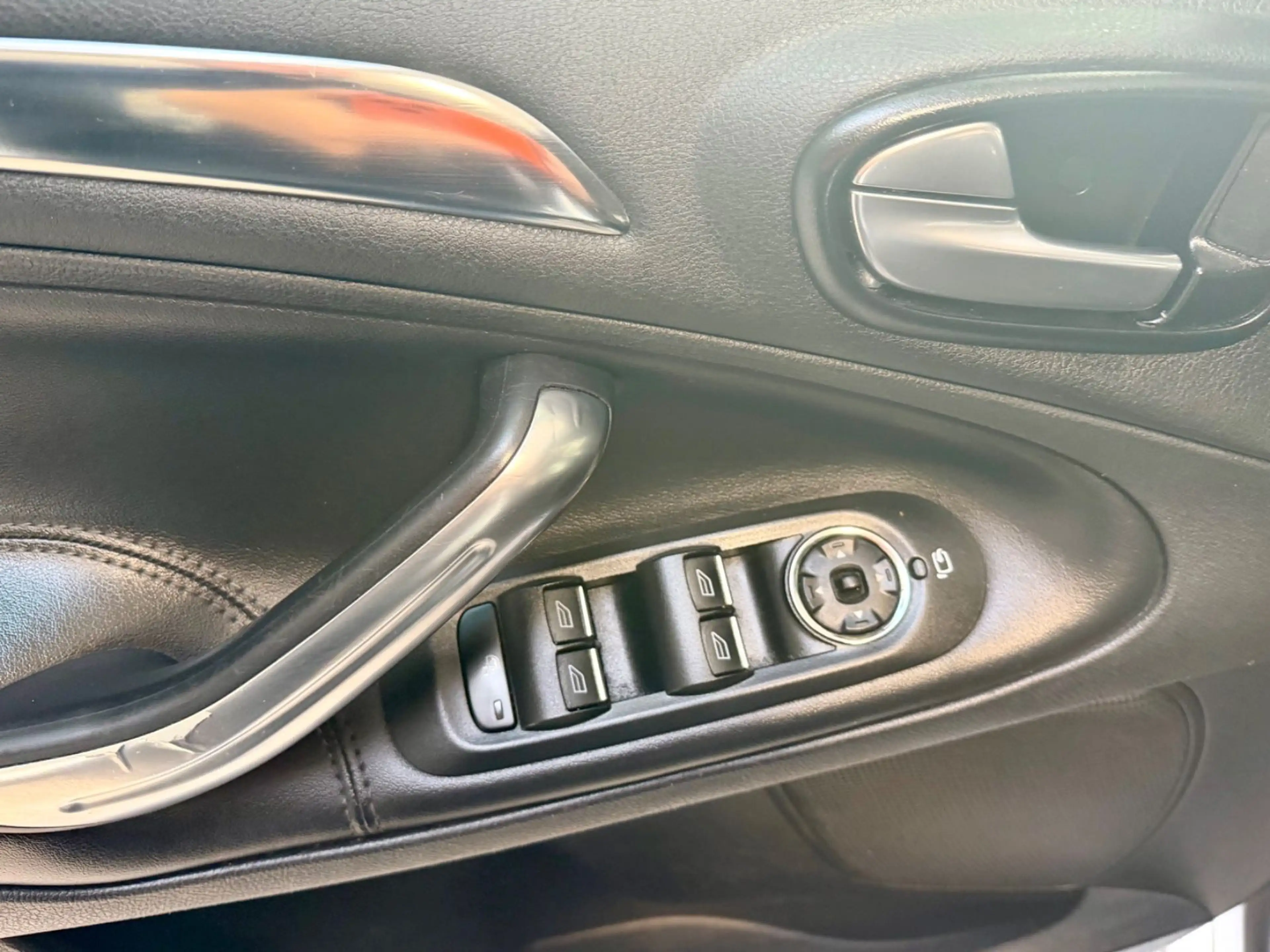 Ford Galaxy 2,0 Titanium Automatik/Leder/Navi/AHK/Alu — photo 12
