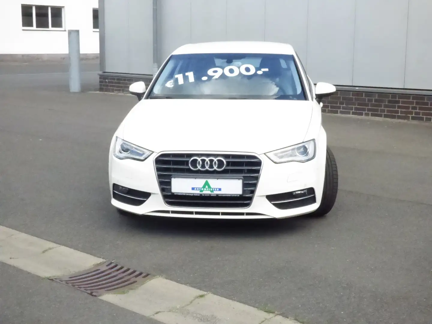 Audi A3 Attraction Sportback  Xenon 1.Hd. SHZ Garantie Weiß - 2