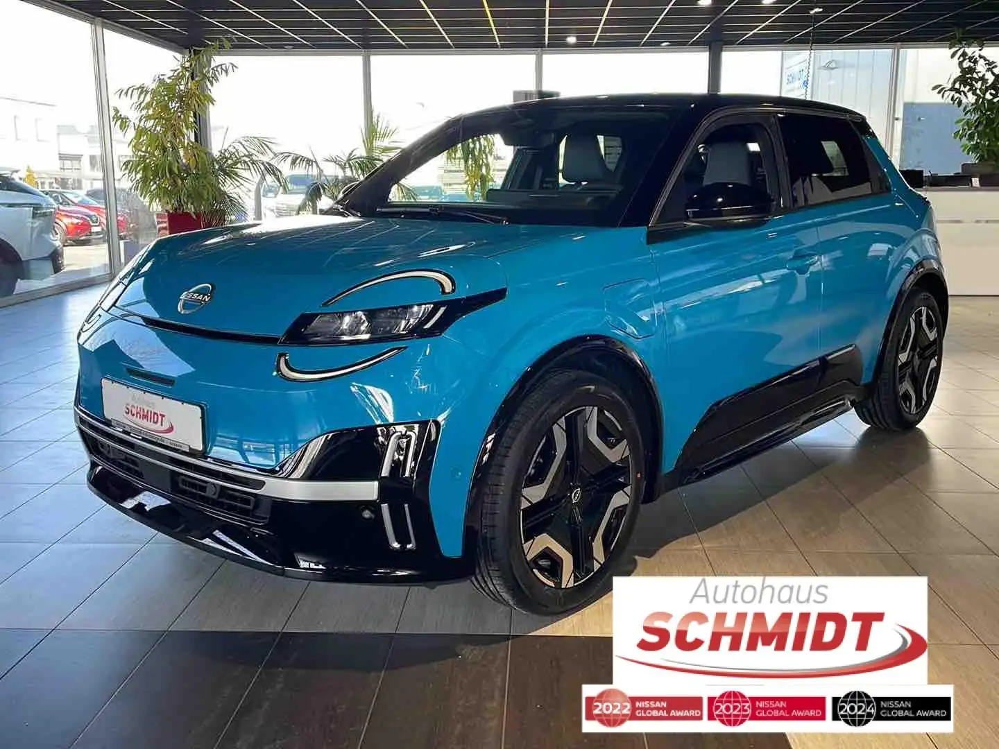 Nissan Micra 52kwh Evolve Blau - 1