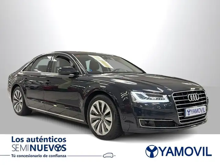 Audi A8 2015, foto 2