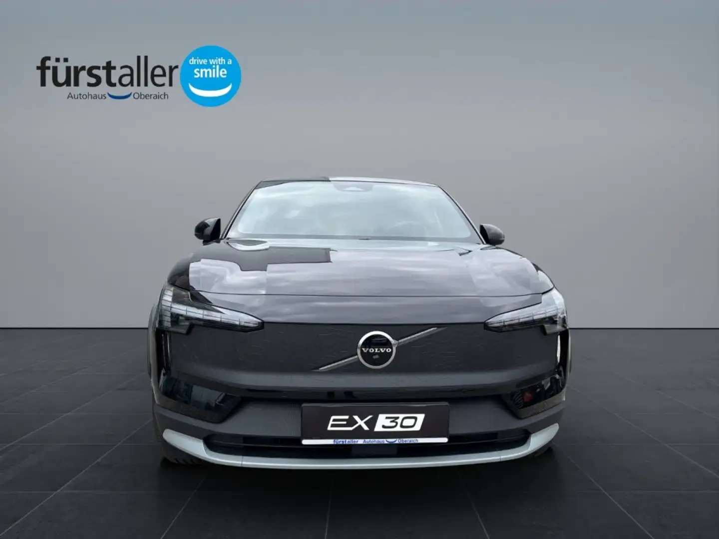 Volvo EX30 Cross Country Ultra, Twin Motor Performance, Vollelektrisch Noir - 2