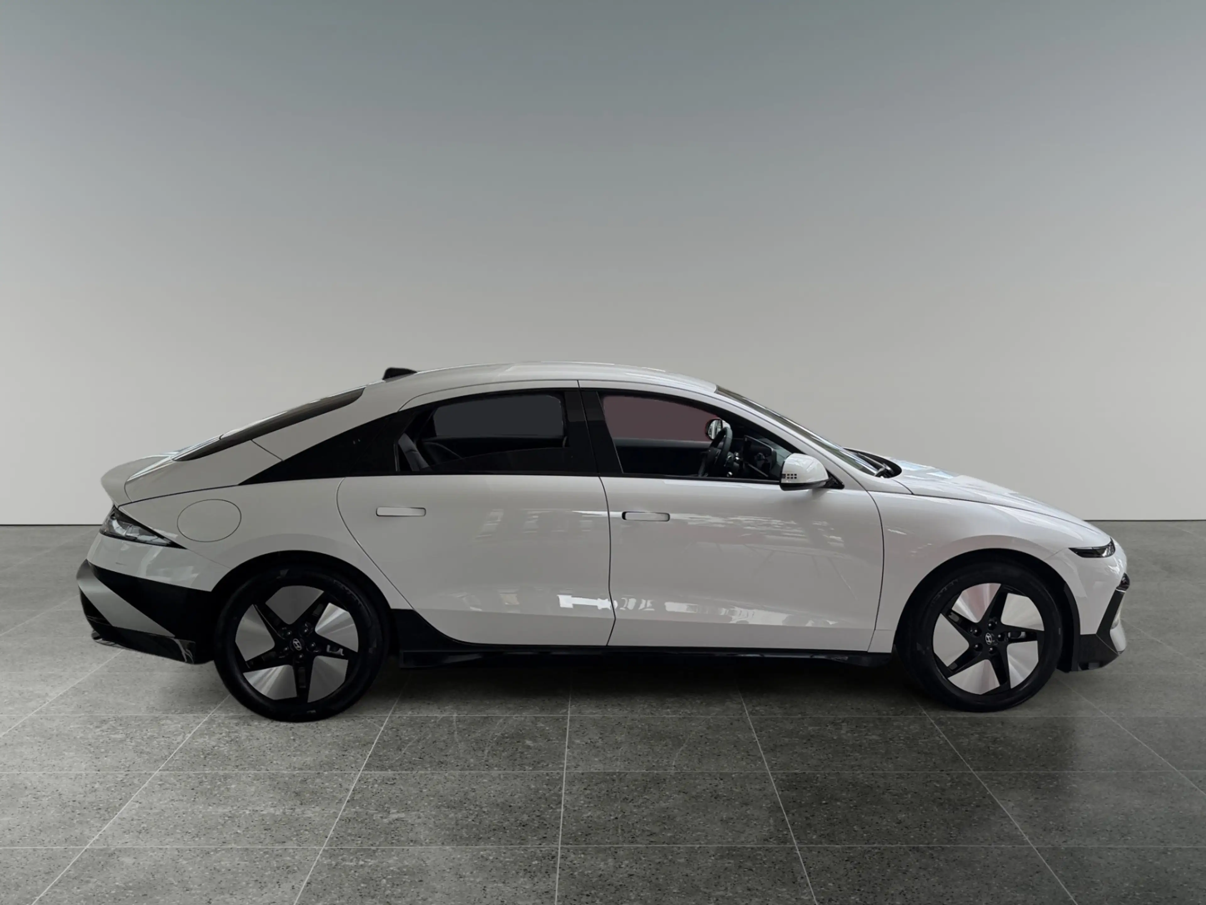 Hyundai IONIQ 6 Comfort Line 84 kWh 4WD i66c2 — photo 6