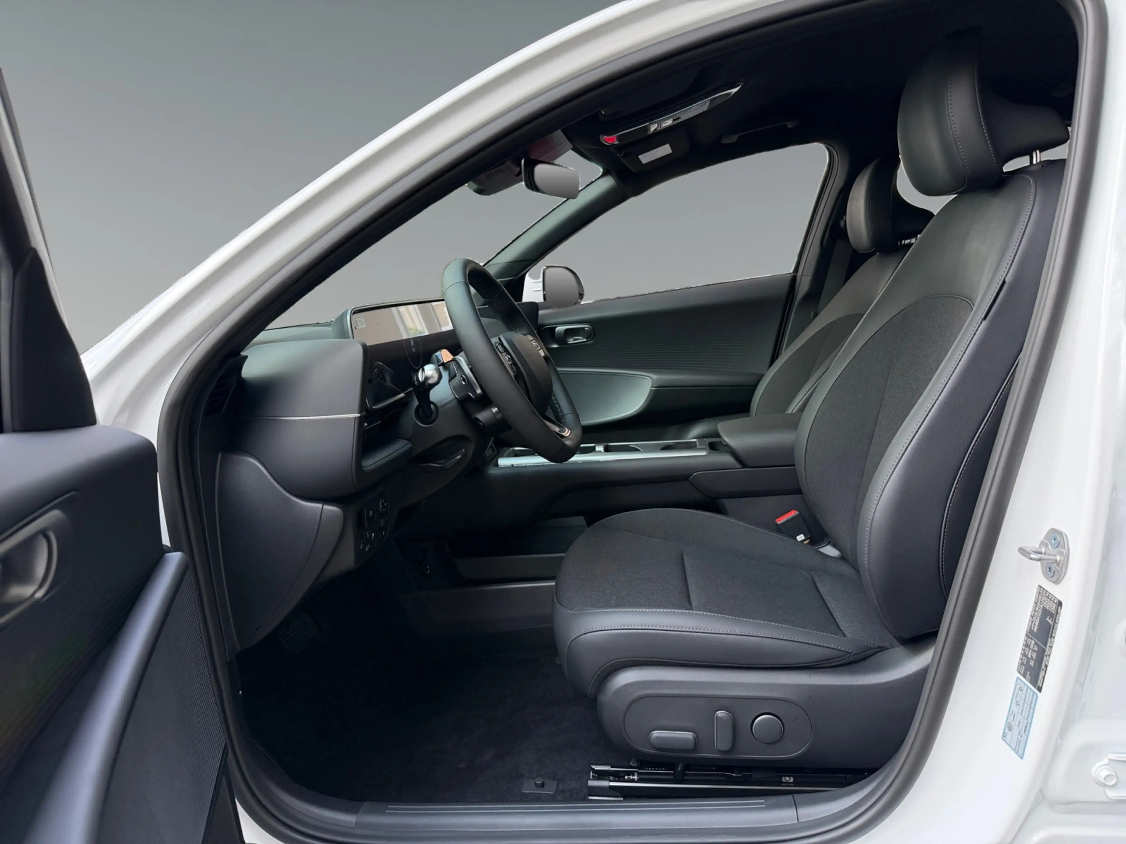 Hyundai IONIQ 6 Comfort Line 84 kWh 4WD i66c2 — photo 9