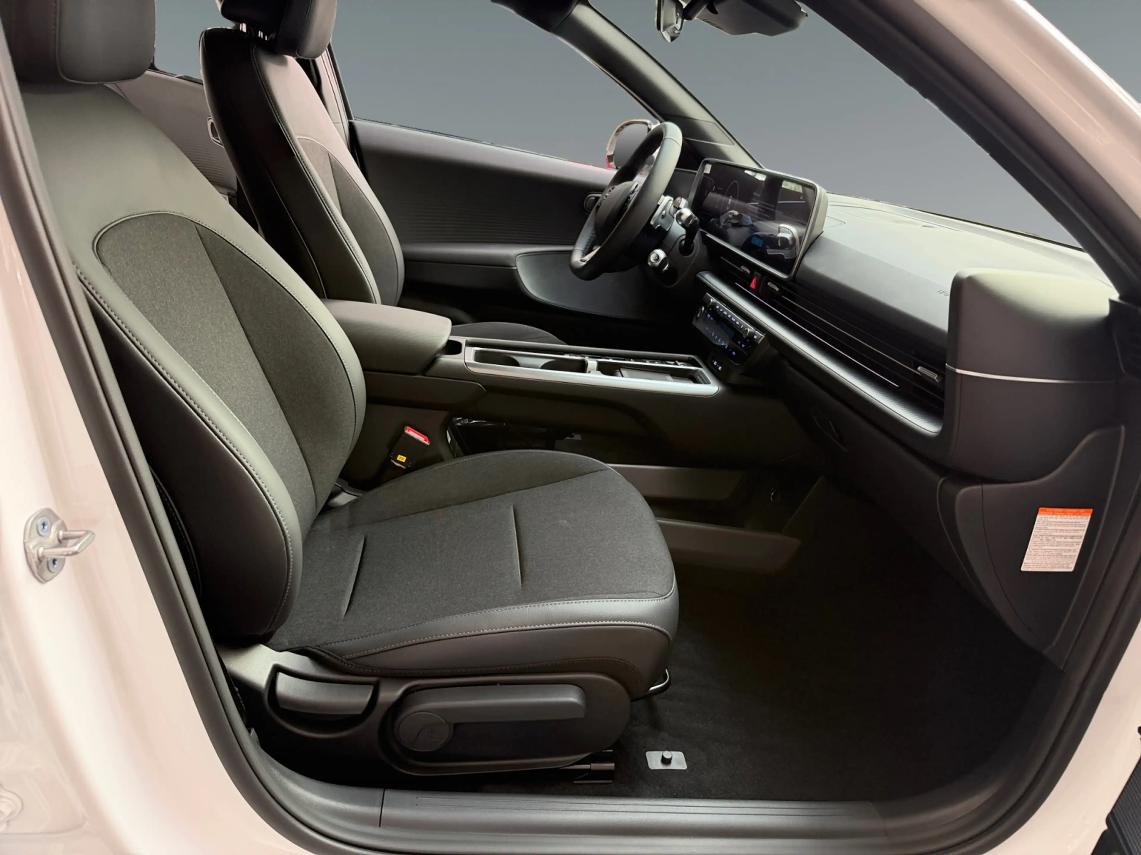 Hyundai IONIQ 6 Comfort Line 84 kWh 4WD i66c2 — photo 12