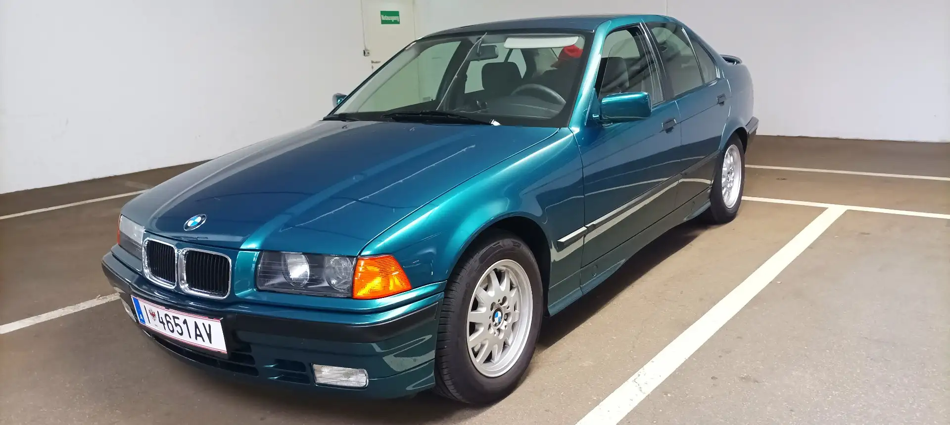 BMW 316 316i Grün - 1
