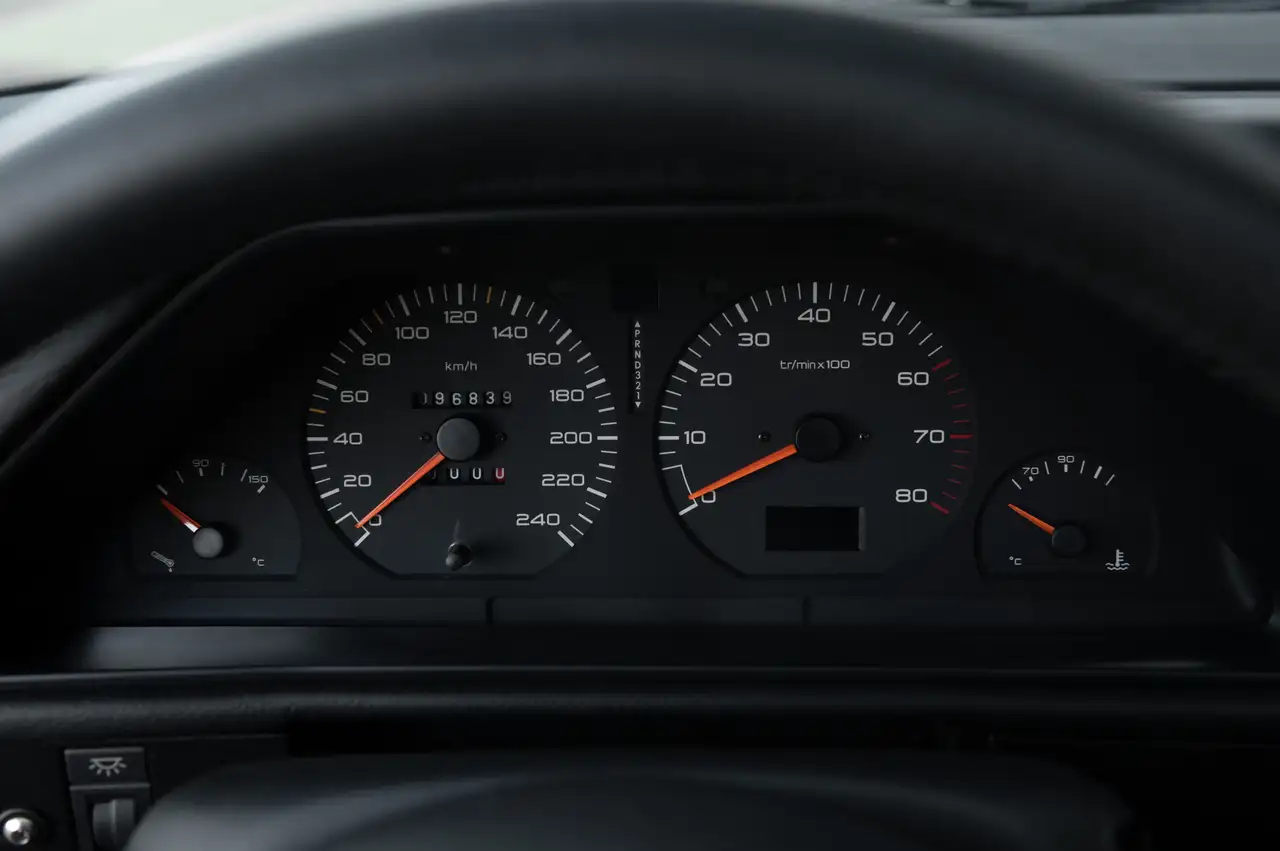 Peugeot 605 3.0-24V V6 SV, foto 8