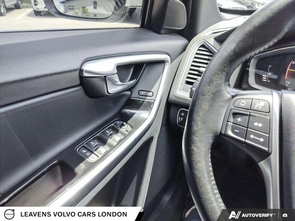 2017 Volvo XC60 T6 | Clean Carfax | Excellent Service History thumb 18
