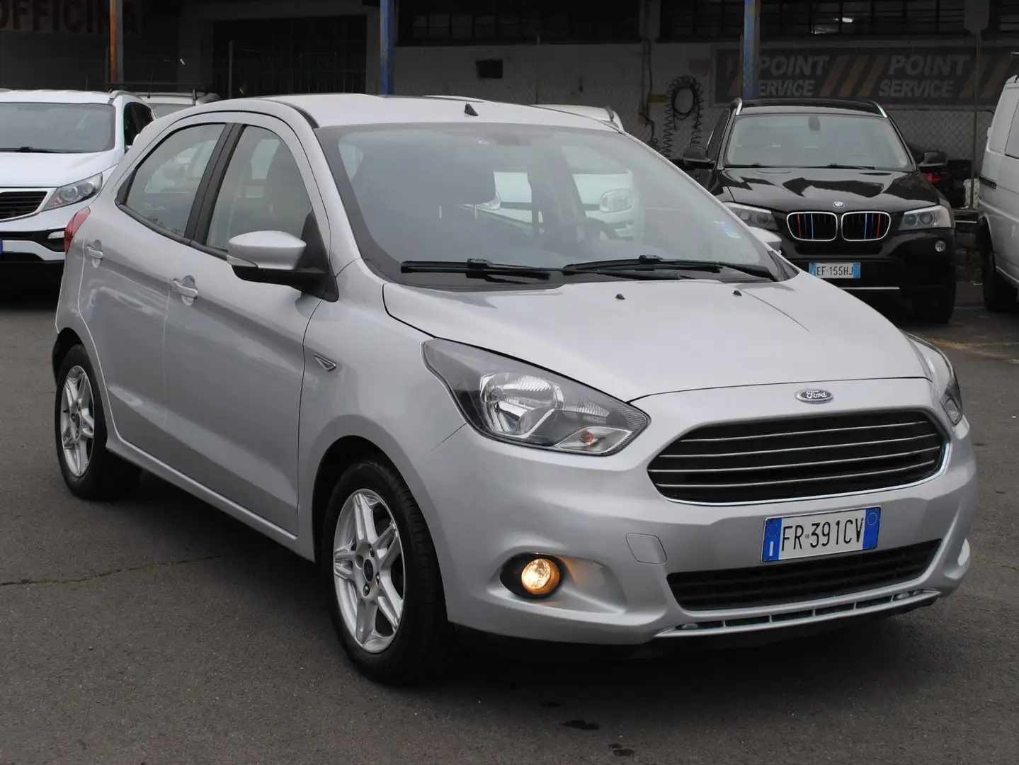 Ford Ka/Ka+ Ka + 1.2 Ultimate Color 85cv Gris - 2