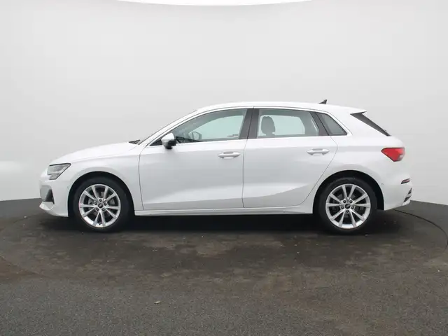 Audi A3 view 5