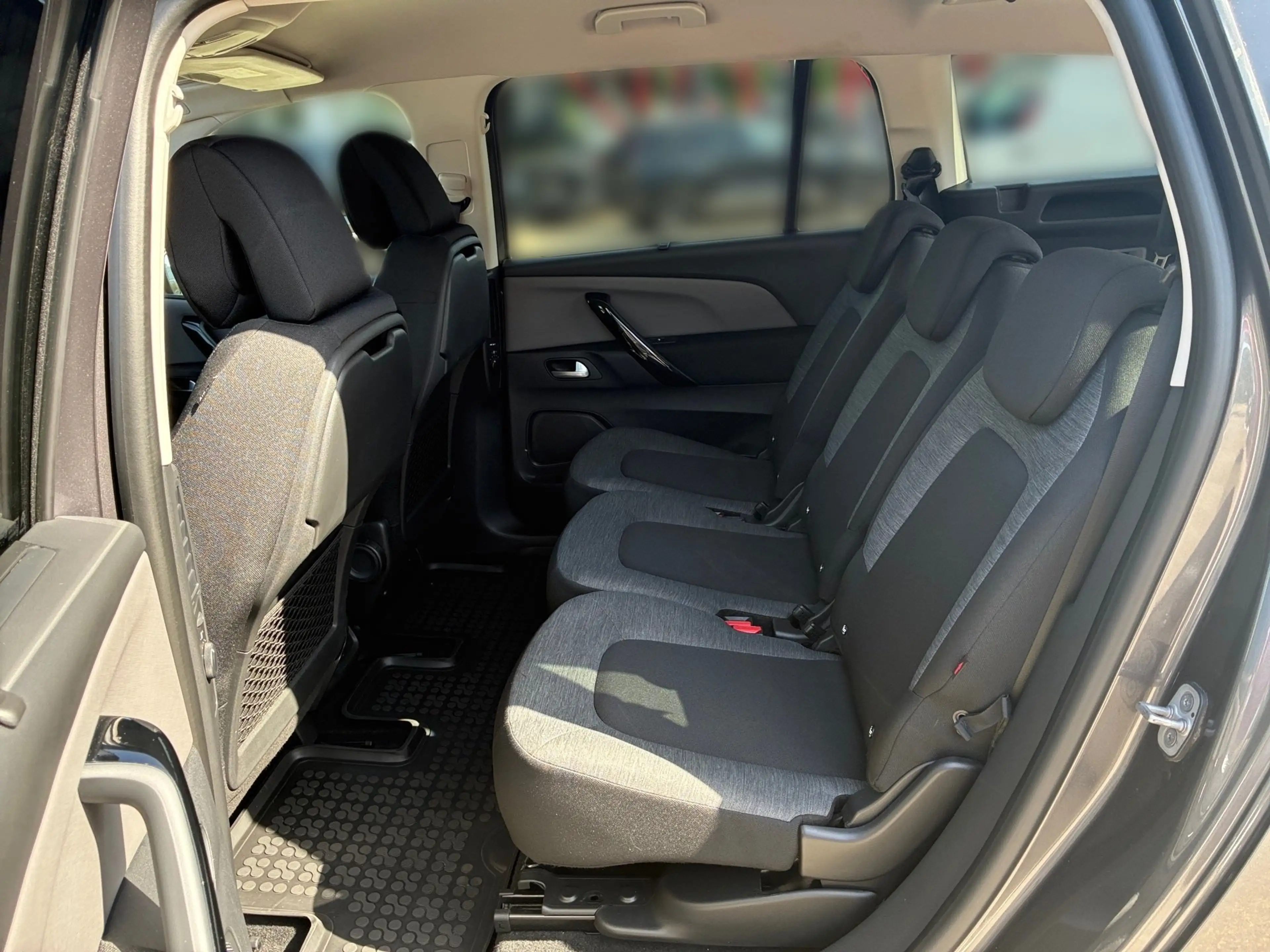 Citroen Grand C4 Picasso 1.6 BlHDi 120  Feel Navi+KlimaA — photo 9