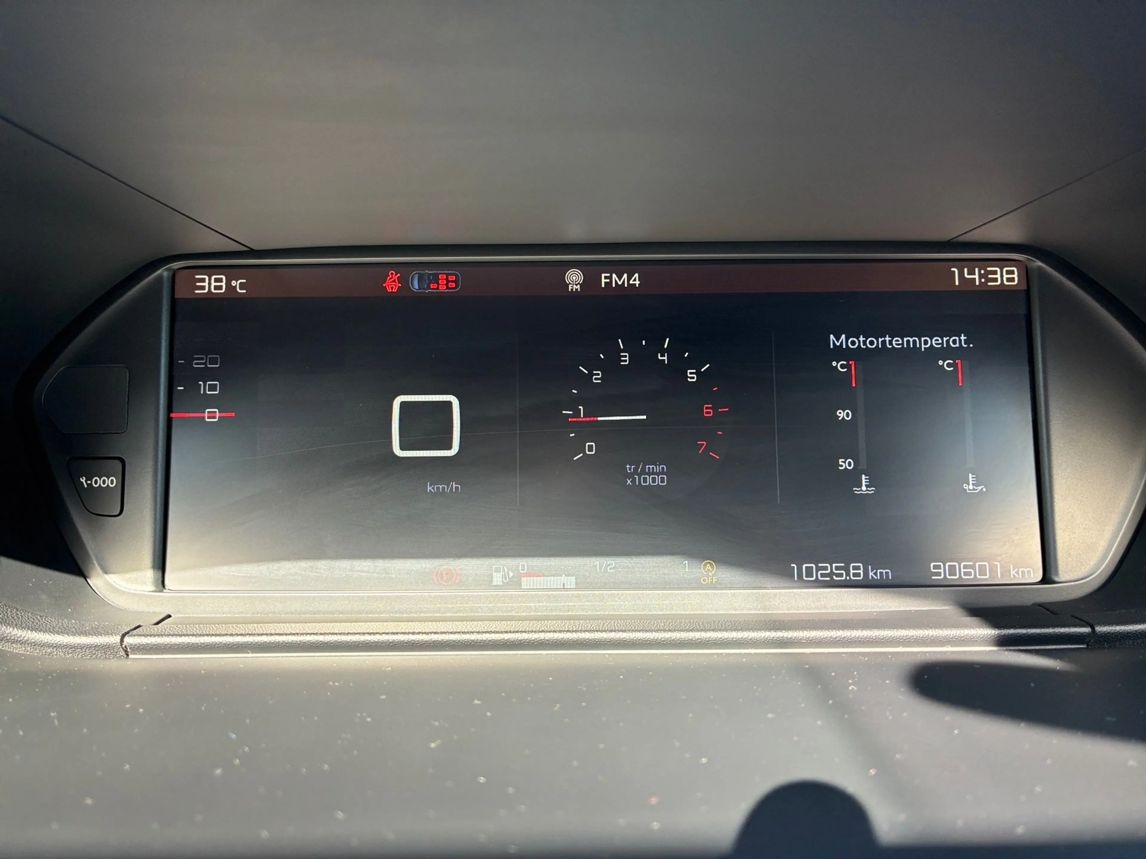 Citroen Grand C4 Picasso 1.6 BlHDi 120  Feel Navi+KlimaA — photo 6
