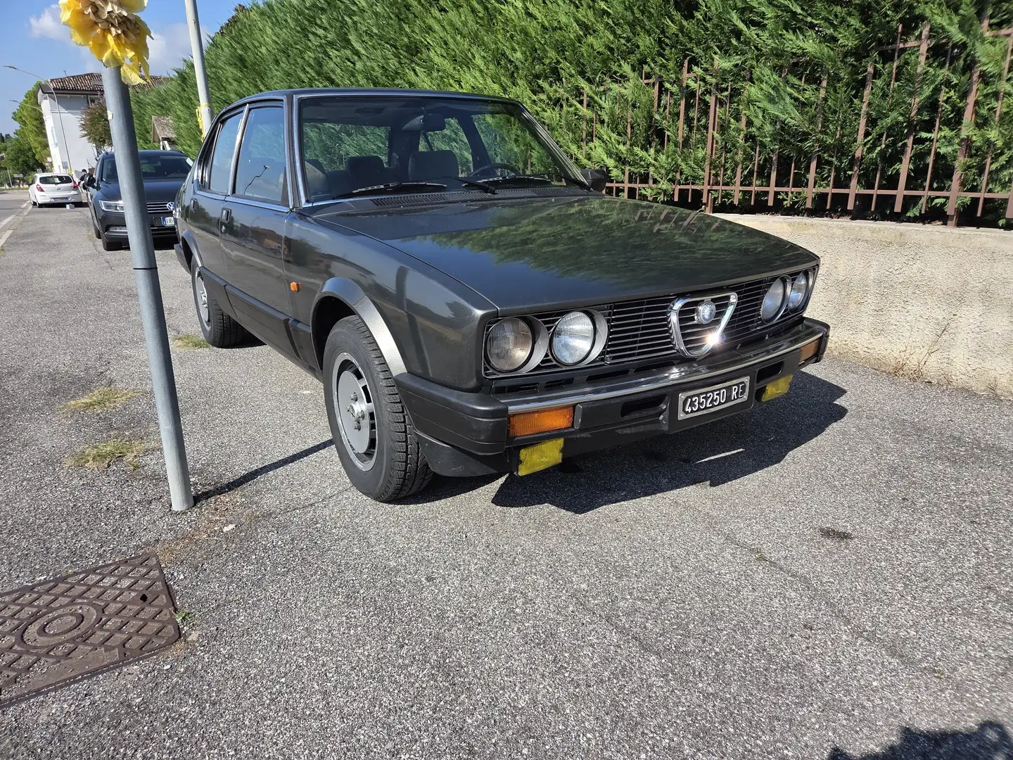 Alfa Romeo Alfetta 2.0i Quadrifoglio Oro - 1