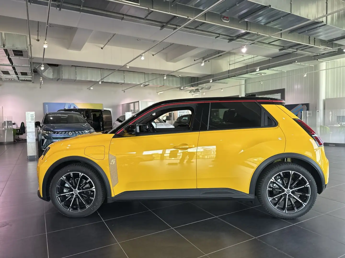 Renault R 5 E-Tech Electric 150 Comfort Range Techno Klima Jaune - 2