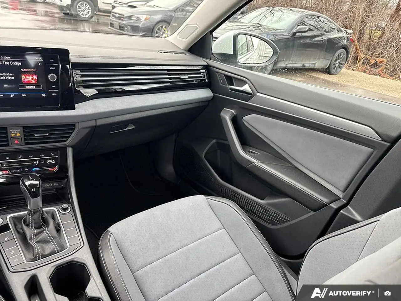 Volkswagen Jetta photo Volkswagen Jetta
