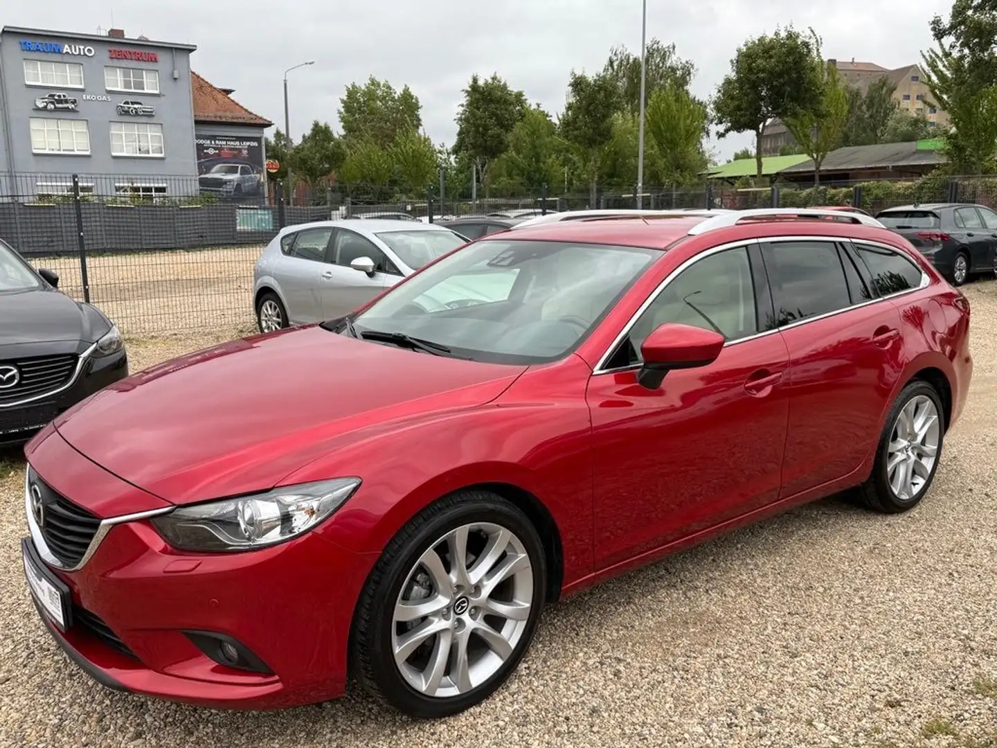 Mazda 6 2.5 Kbi Aut/Bi-Xenon/Leder/Navi/Bose/Kamera! Rojo - 1