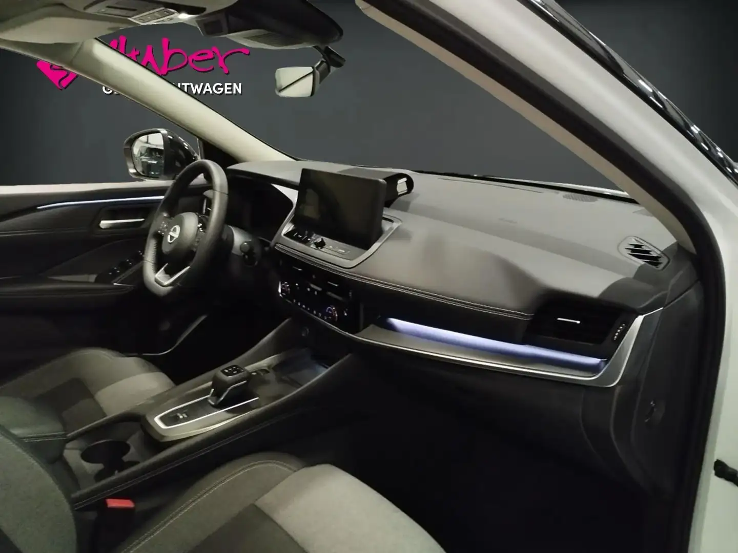 Nissan Qashqai n-CONNECTA 158 PS ( * PANORAMADACH * ) Weiß - 2