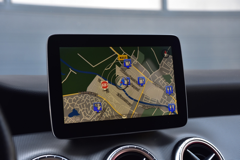 Mercedes-Benz CLA 180 Shooting Brake Business Solution NAP Camera, Navi, — photo 35