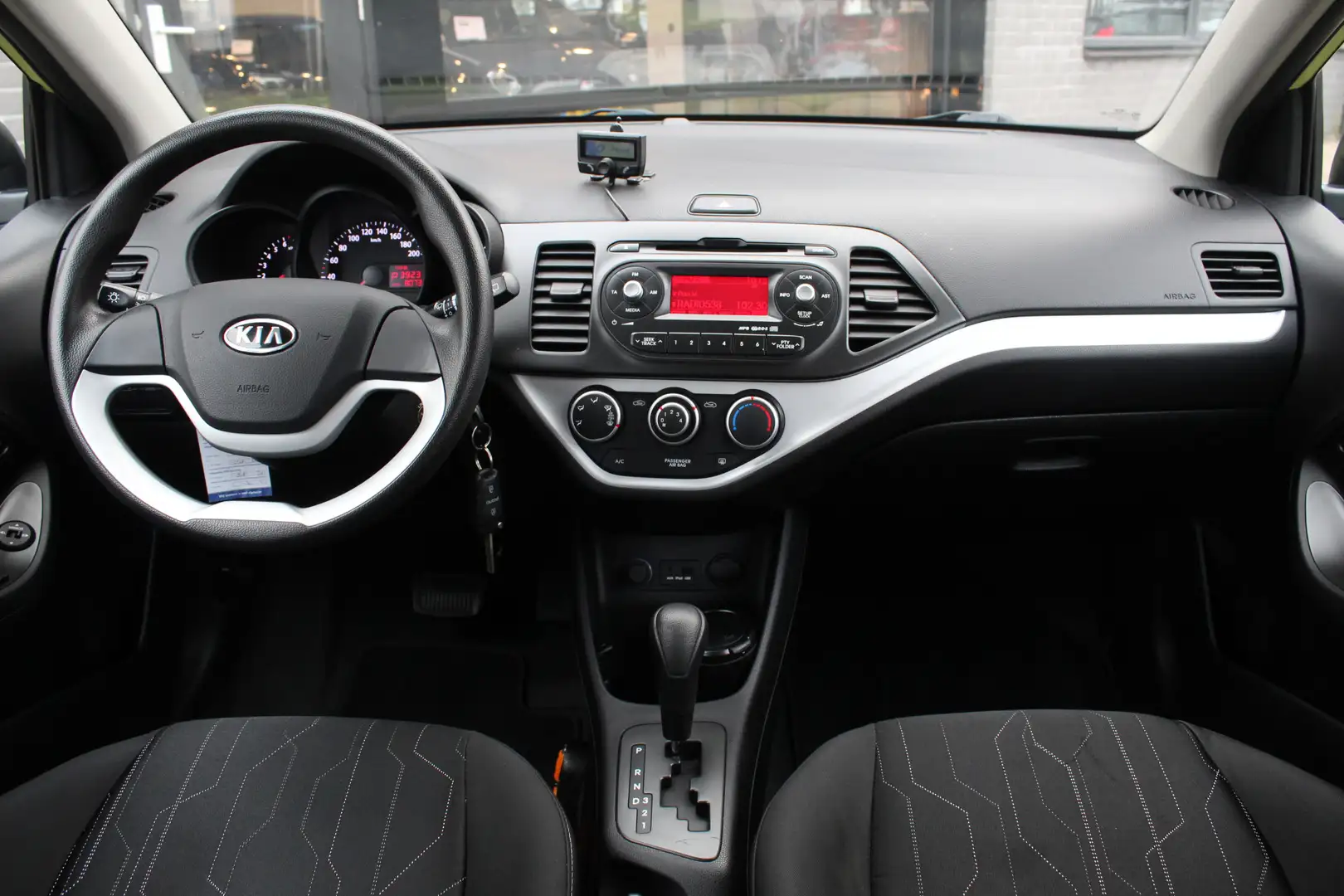Kia Picanto 1.2 CVVT Comfort Pack / Automaat / Cruise / PDC / Verde - 2
