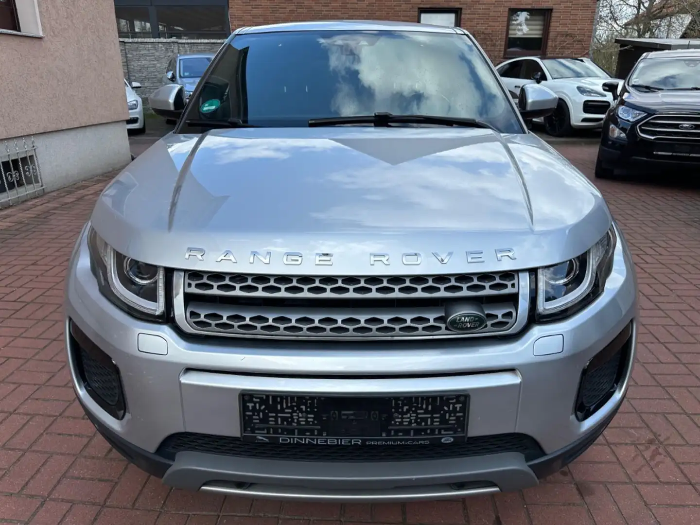 Land Rover Range Rover Evoque SE LEDER+NAVI+MERIDAN+KEYLESS Silber - 2