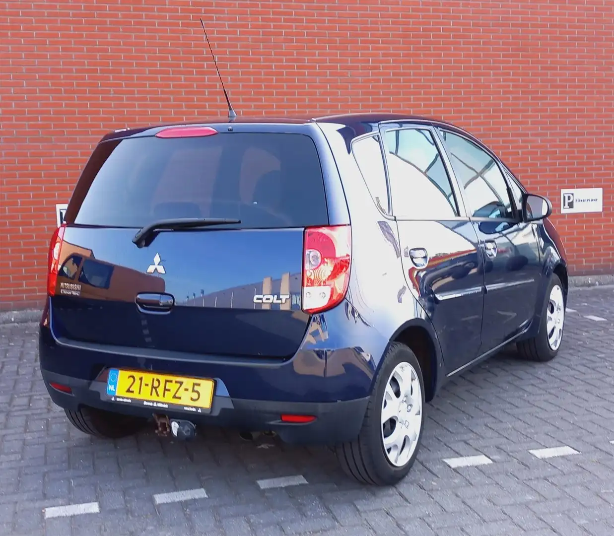 Mitsubishi Colt 1.1 12v 75pk Cleartec 5D Edition One Blauw - 2