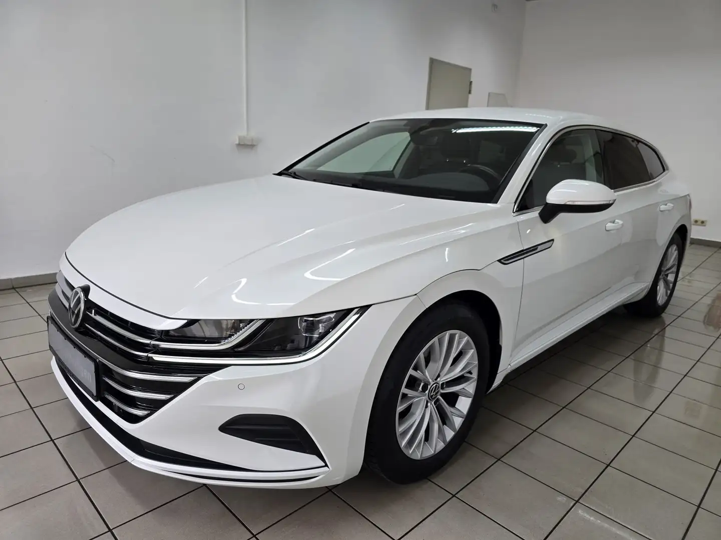 Volkswagen Arteon Shooting Brake 2.0 TDI LED Navi Virtual ACC DAB+ Weiß - 1