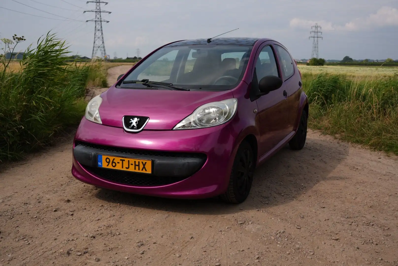 Peugeot 107 1.0-12V XR Czarny - 1