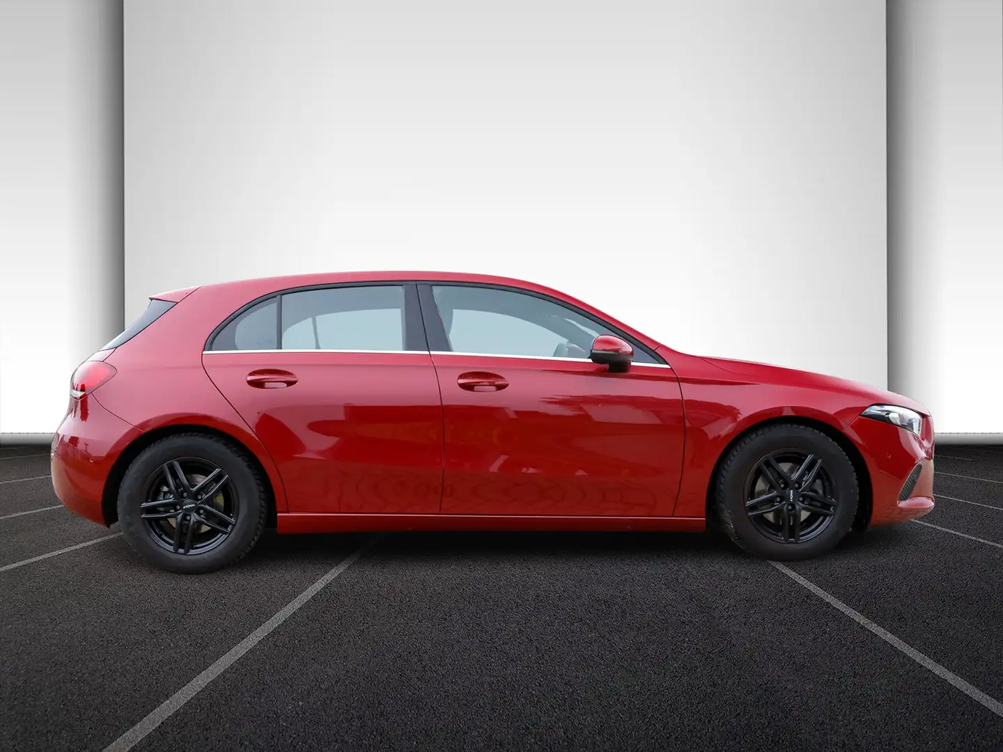 Mercedes-Benz A 180 Style,Autom.,8 fach Bereift Rouge - 2
