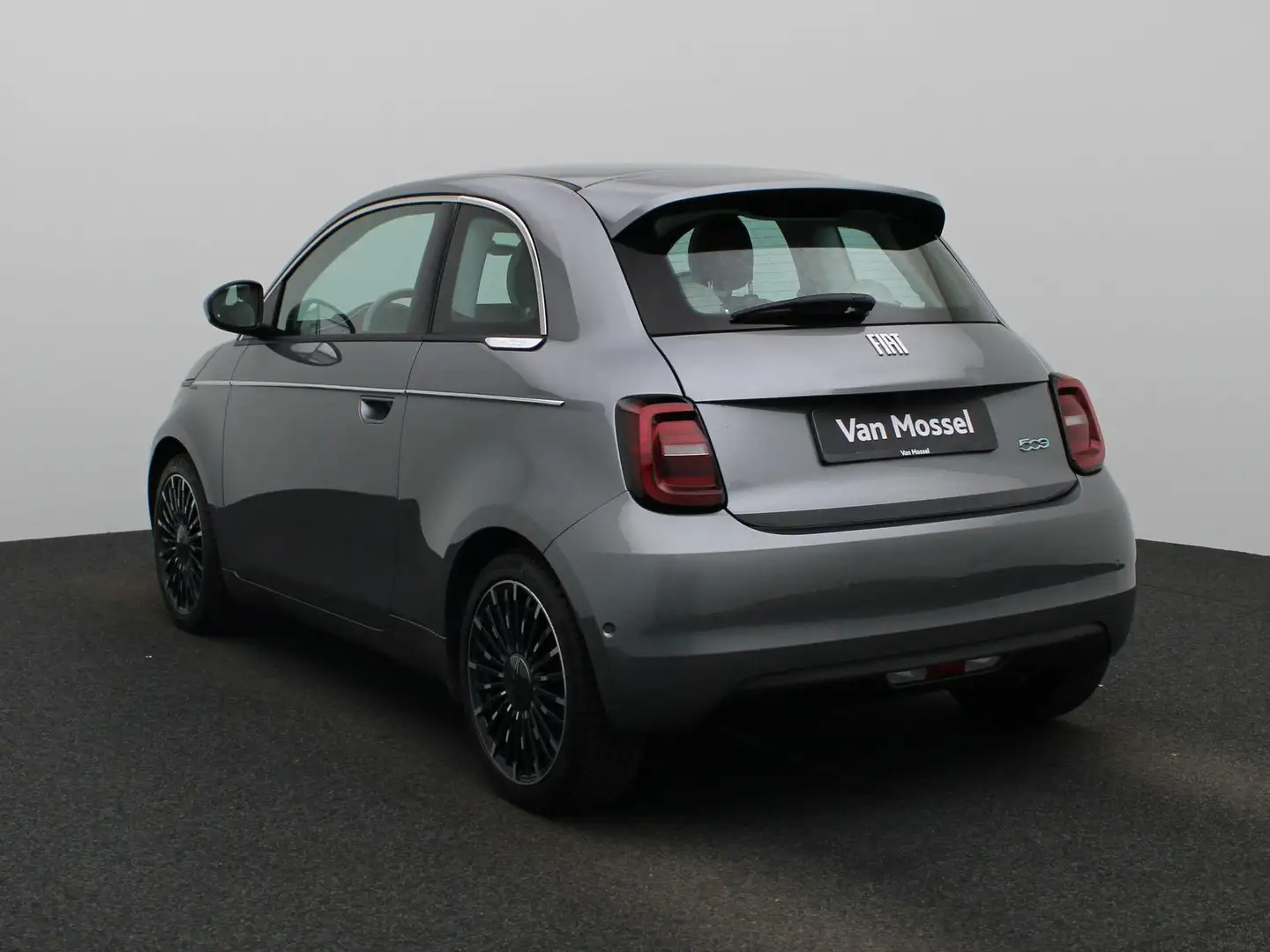 Fiat 500e La Prima 42 kWh | Leder | Navigatie | LM velgen | Grijs - 2