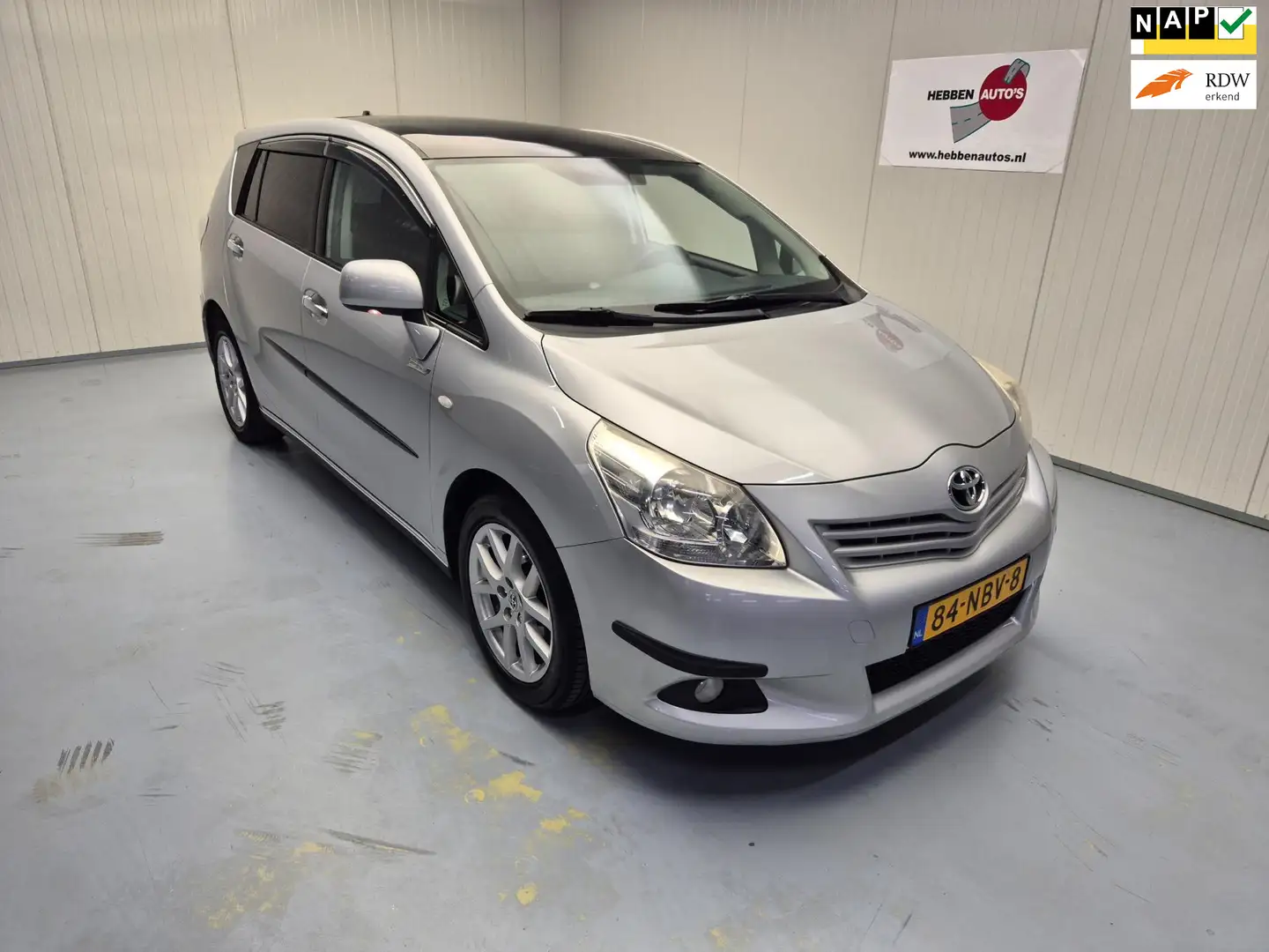 Toyota Verso 1.8 VVT-i Business Limited Navi Camera Ecc Cruise Grau - 1