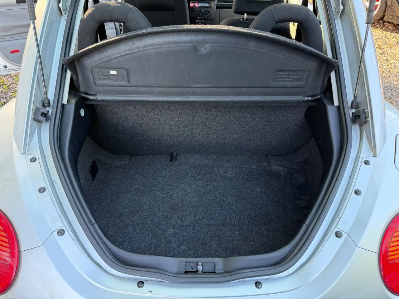 Volkswagen New Beetle Lim. 2.0~AUTOMATIK~KLIMA, foto 8