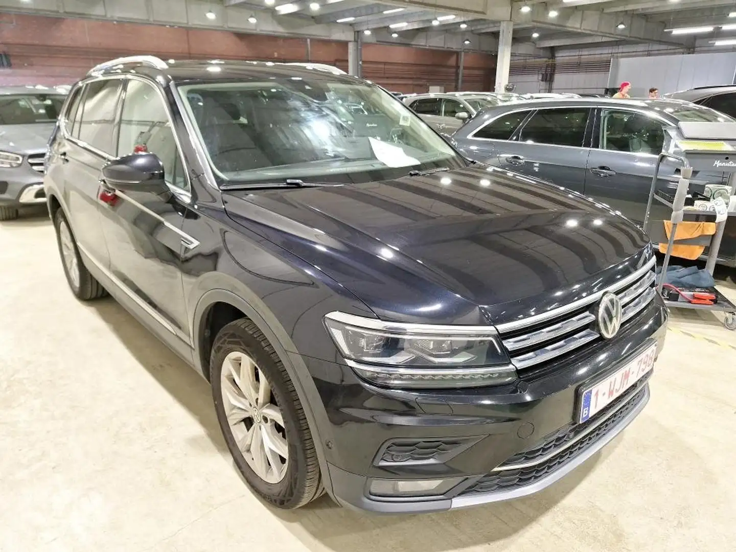 Volkswagen Tiguan Allspace Tiguan Allspace 2.0 TDi 7PL. HIGHLINE MATRIX Zwart - 2