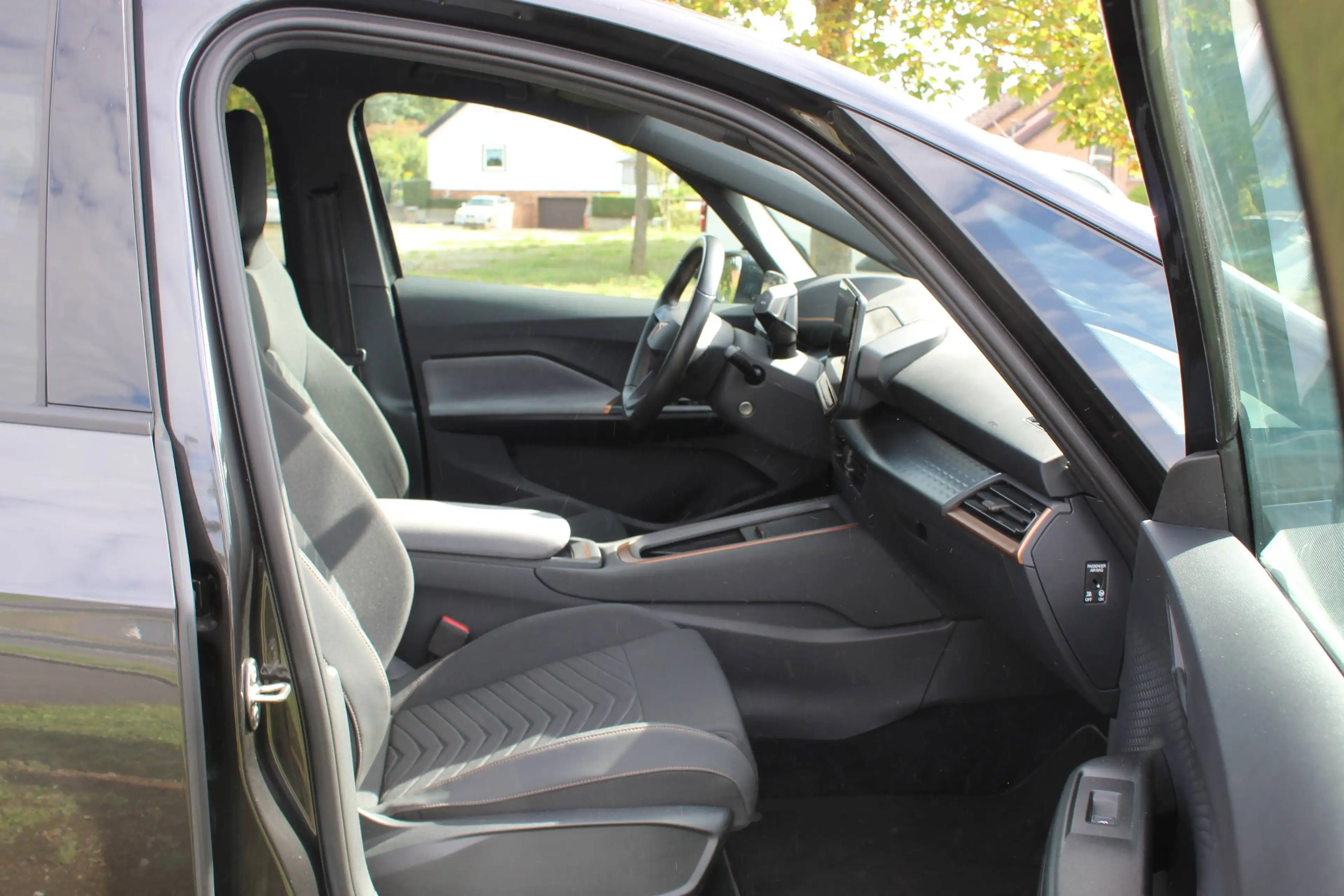 CUPRA Born Elektrofahrzeug, HU+AU+INSPEKTION NEU, 45900 km, Rückfahrkamera, Keyless Go, Keyless Start — photo 11