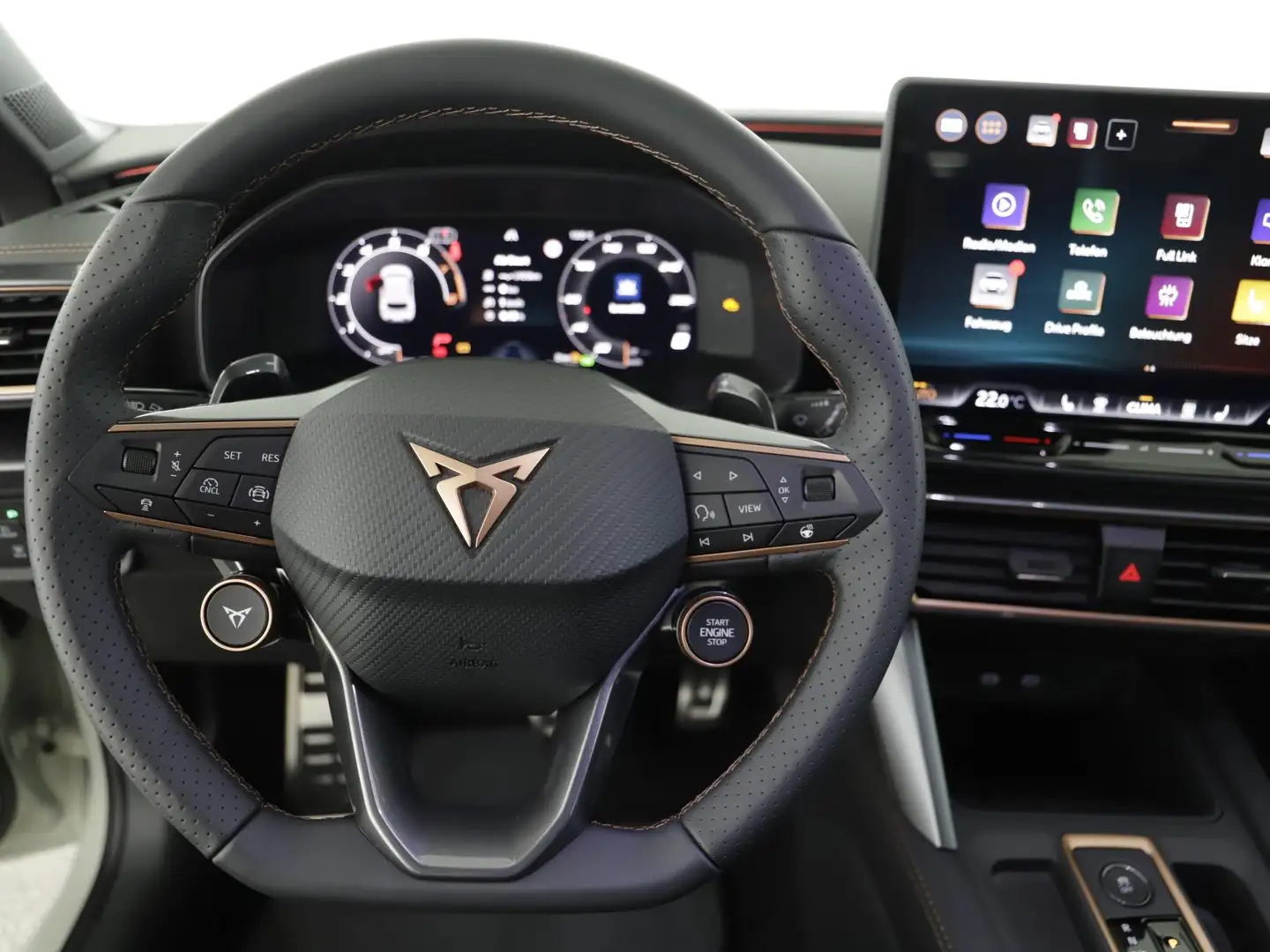 CUPRA Leon 1.5 eTSI DSG ACT Grau - 1