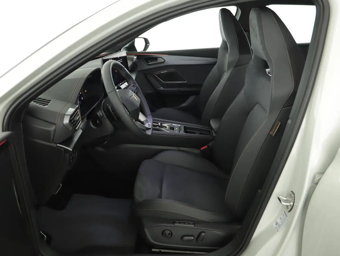 CUPRA Leon 1.5 eTSI DSG ACT Grau - 2