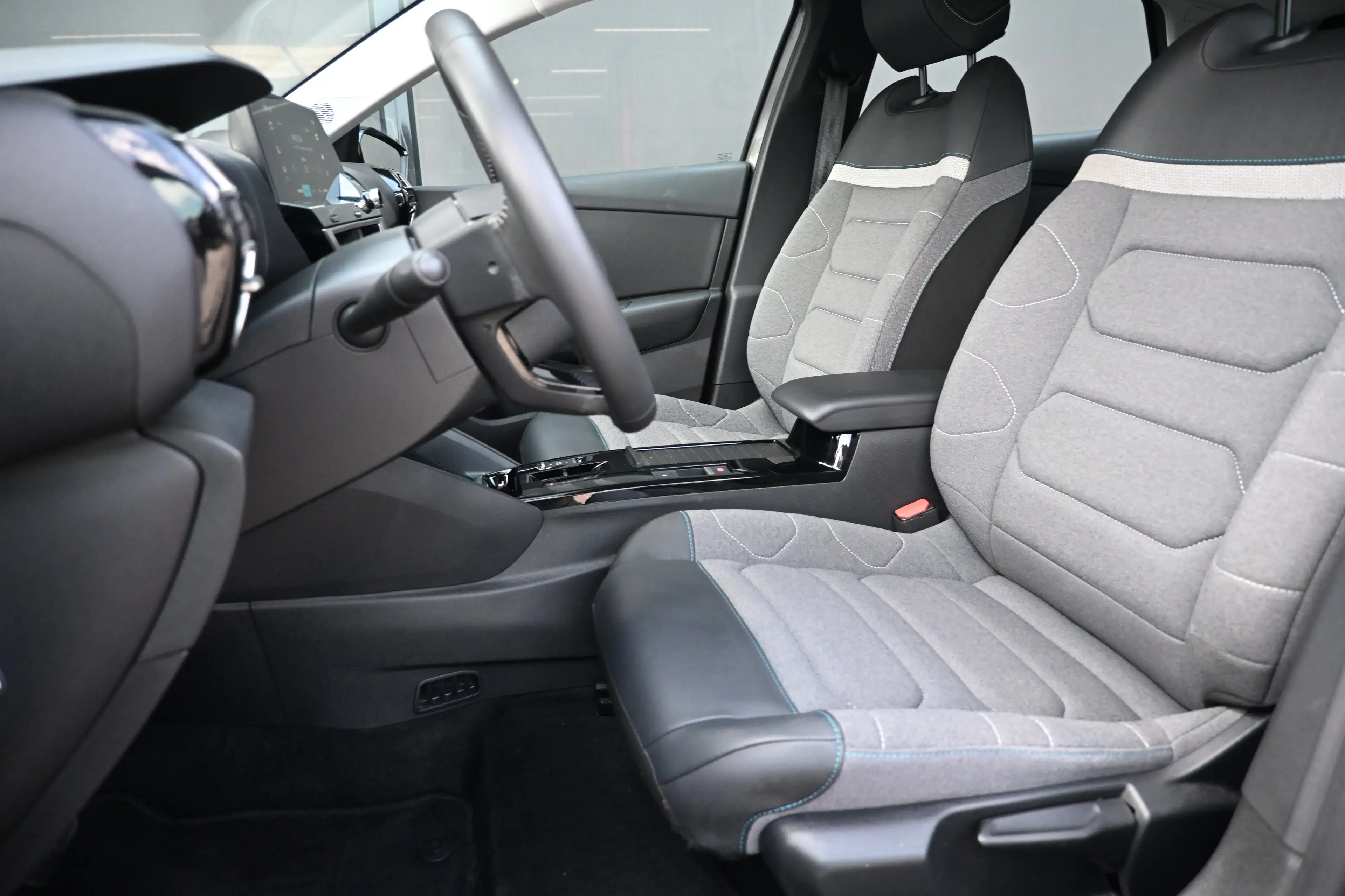 Citroen E-C4 Electric You 50 kWh 3 Fase | Navigatie by App | Achteruitri — photo 7