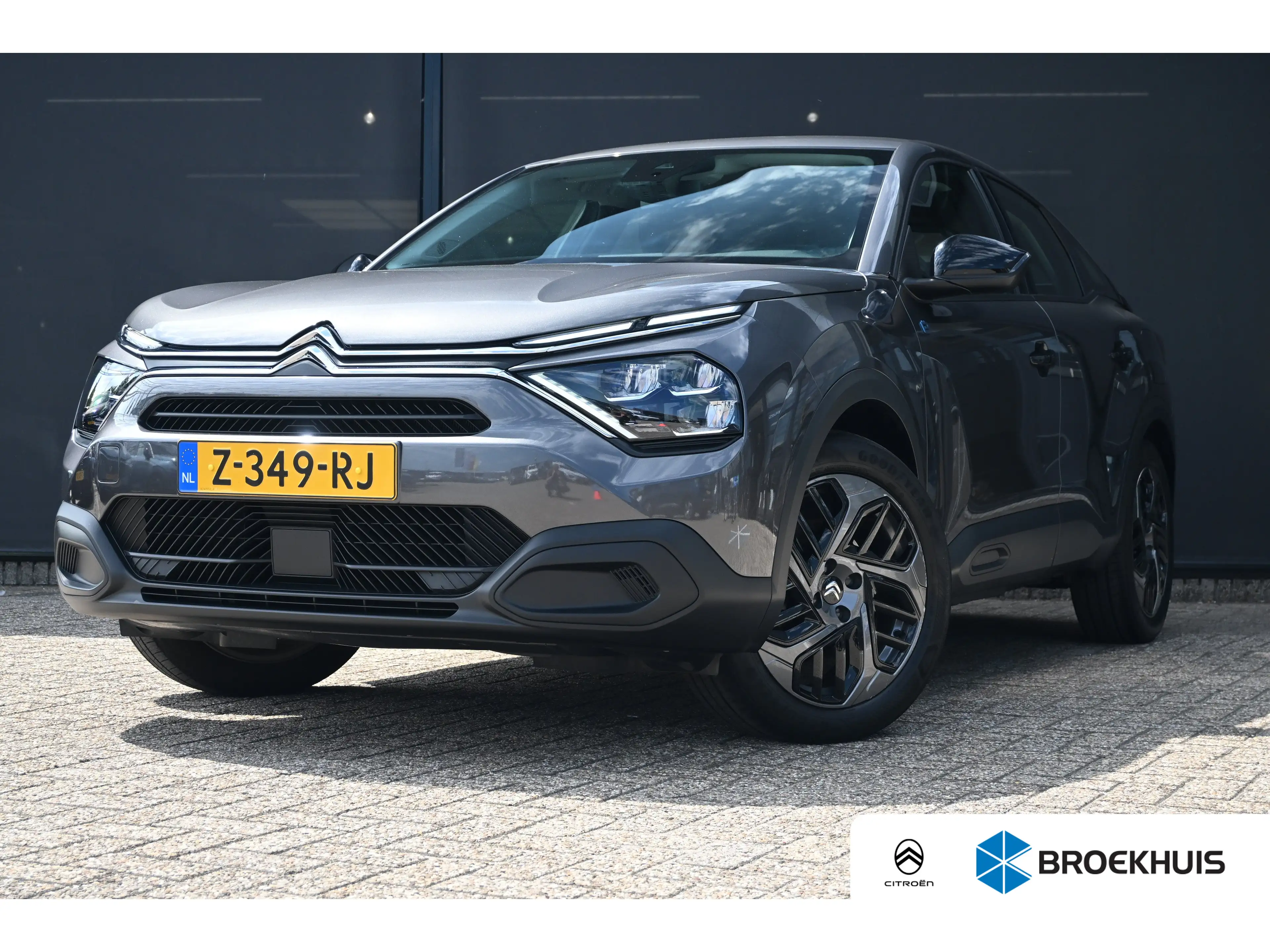 Citroen E-C4 Electric You 50 kWh 3 Fase | Navigatie by App | Achteruitri